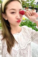 欣赏我的妈妈【吕彤】38岁妈妈的私房照 如果脱光妈妈衣服会有男人排队操吗2