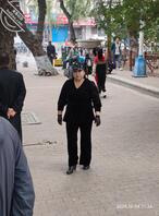 公园老头乐（大爷这小身板子能操动这老肥逼吗）2