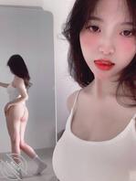 上海顶级清纯福利姬 真真 超级好看的妆容，粉扑扑腮红相当益彰  极品白虎2