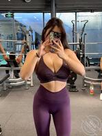 我这属于外五线瑜伽裤不，欢迎评论，哈哈0