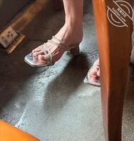 陪骚妈去买鞋，太好了又有新鞋可以打了1