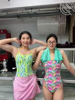 大学生游泳课偷拍0