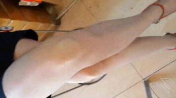 小舅妈发春，忍不住想在外面被我直接操，急忙催促回家0