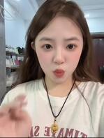 妹妹满18了，很想操她一次 大家有什么招吗