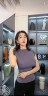 某阴上的极品骚逼 大奈斯 海角上有她的视频吗？2