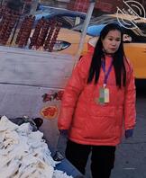 最近抓的严逼不好卖这老逼都出来做买卖来了（以前在这卖逼还操过她两次）0