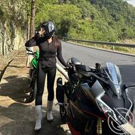 隔壁女老师，怎么玩她的原味0