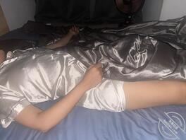 原创6:小妹转身哪一下，心里冒汗，录像灯光太亮了0