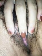 老婆最近和多人约炮，骚逼越来越黑了，你们想操她吗？亮出你们的武器操她吧1