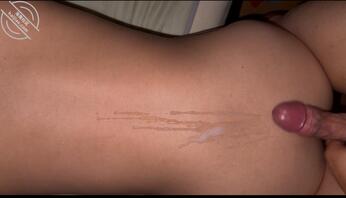 分享27岁骚妻 也看看你们的 0