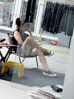 骚逼母狗徐赛月今天又露肥腿出来骚货