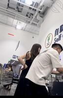 黑长裙内白色情趣内裤和骚气质果然匹配 另外两个高颜值的美少妇内裤也很骚2