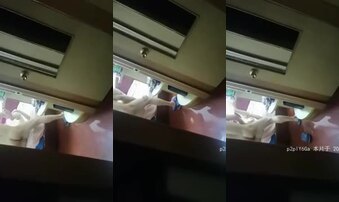 原创7月4日果冻肏晶晶2