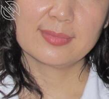 求爸爸们射屏在我妈的骚嘴上0