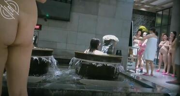 健身房浴室身材。