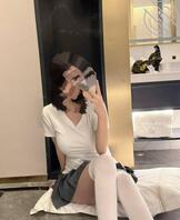 女大挑战不穿内衣 真空出门拿快递。羞死我了2