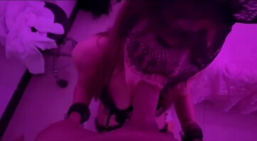 骚婊姐继续更新中 希望弟兄们给点赞破百