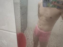 有没有姐姐愿意跟我聊骚，大三，男，171，14cm1