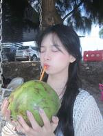 想用小号加我姐引导她0