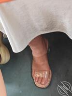 新沂，偷拍前两天坐火车遇到的少妇1