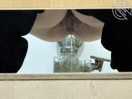 厕所偷拍各位大神留下你们的作品交流欣赏！0