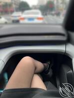 (原创)一时兴起把黑丝老婆的内内脱了2