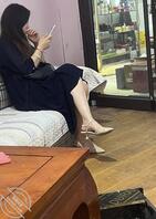 妈妈跟姑姑哪个更骚 上面妈妈下面姑姑 威海两大骚货2