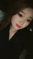 河南郑州05年反差嫩妹 乖巧含着大鸡巴深喉吸吮 主动女上骑乘摇摆 顶着子宫抽插满脸享受陶醉在快感里面2