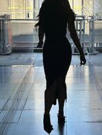 这个这个包臀裙骚婊子！怎么才能操她啊！1