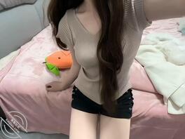 (真实投稿)浙江母狗在线展示自己 求评价 会看评论0