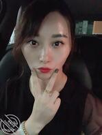 骚逼露脸吃鸡巴0