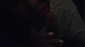 被姐姐这样挑逗