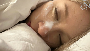 颜射骚母狗 之前是老外的便器