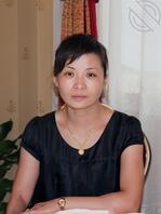 喜欢户外露出的母狗被轮0