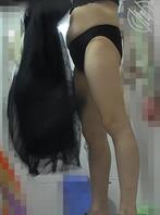 宽腿缝的屁股好看吗