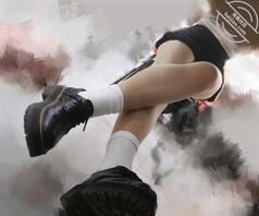 桌底偷拍骚货师范女大肉丝美腿0