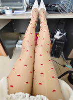 有业绩给客户操，没业绩给领导操，他们都说别人的老婆不用珍惜1