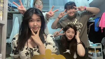 偷拍到游泳队里的一个微胖妹妹，一个班的2