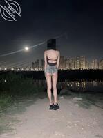 好久没更新啦 最近版露出 被钓鱼大叔全看光了哦
期待哥哥们的评论哦2