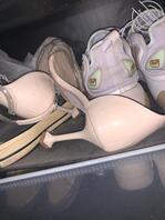 扫楼偷拍少妇原味高跟和平底鞋（5）