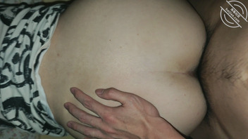 这个姿势喜欢吗 真实后入媳妇 评论看后续