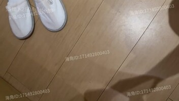 【真实原创】06女大多p现场直击 性欲高涨的小母狗