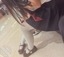 年轻的小妹儿0