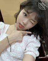 我就是个小骚货，好想被同学认出来操2