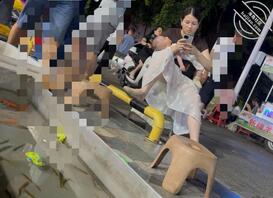 有多少人能抵住少妇裤裆里的诱惑？1