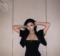 孩子舞蹈班的拉丁舞老师，坐标威海韩乐坊某机构