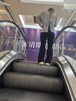 郑州商场大骚逼 想操她 1