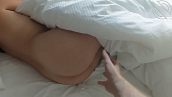 操后妈刚睡醒的逼逼~2