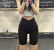 (原创)刚健完身的嫂子被我干到直喊疼,内射完精子慢慢流出。0