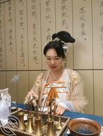 一起来意淫我的美容师妈妈娄永敏0